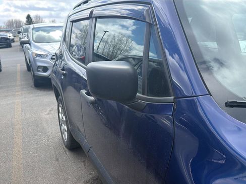 Used 2019 Jeep Renegade Sport w/ Sport Appearance Group image 5