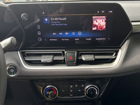 Used 2025 Chevrolet TrailBlazer LT image 17