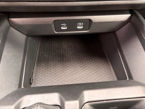 Used 2025 Honda Accord SE image 35
