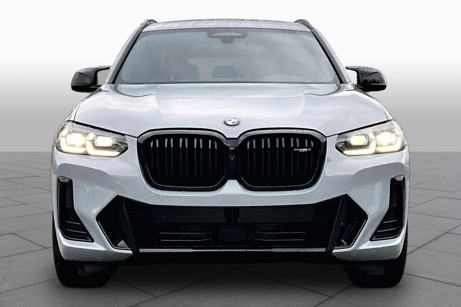 Used 2024 BMW X3 M40i AWD/4WD image 3