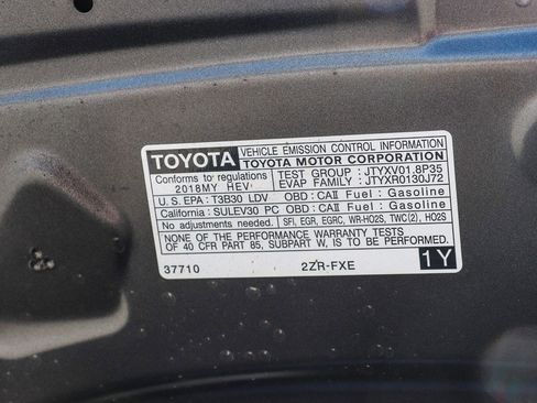 Certified 2018 Toyota Prius Prime Premium FWD image 27