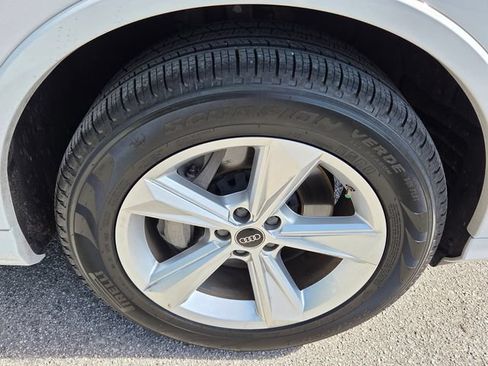 Used 2023 Audi Q7 2.0T Premium Plus AWD/4WD image 10