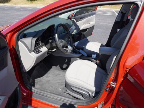 Used 2020 Hyundai Elantra Value Edition image 23