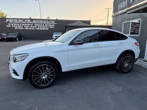 Used 2019 Mercedes-Benz GLC 300 4MATIC Coupe w/ AMG Line image 11