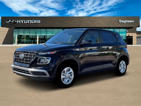 New 2026 Hyundai Venue SE FWD image 2