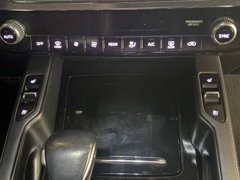 Used 2020 Kia Telluride SX w/ SX Prestige Package image 32