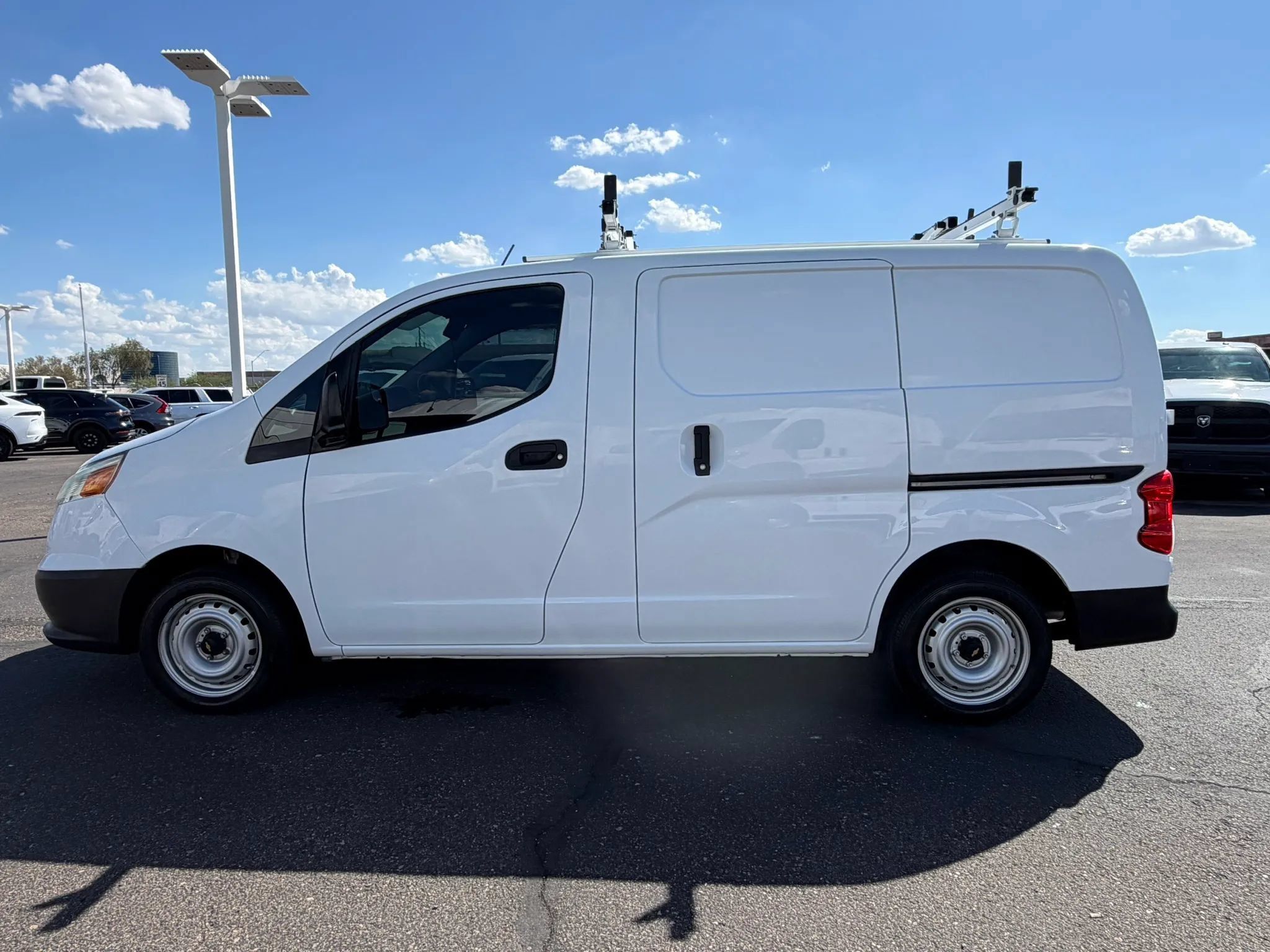 Used 2017 Chevrolet City Express LT FWD image 3