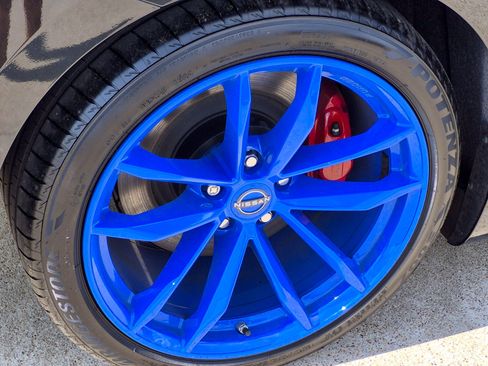 Used 2024 Nissan Z Performance w/ Floor Mat Package RWD image 7