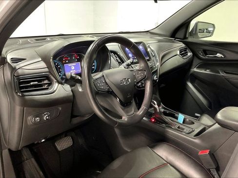 Used 2022 Chevrolet Equinox RS w/ RS Leather Package FWD image 16