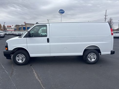 New 2025 Chevrolet Express 2500 WT w/ Driver Convenience Package image 6