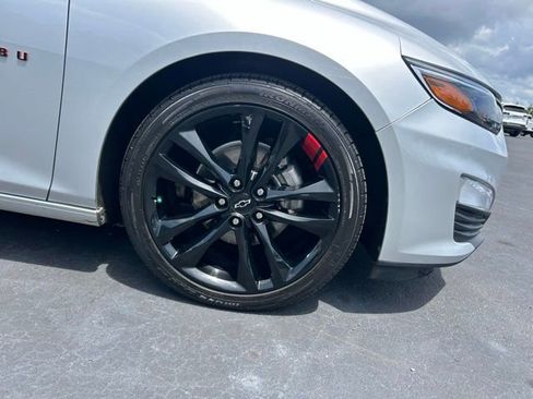 Used 2021 Chevrolet Malibu LT w/ Leather Package FWD image 8