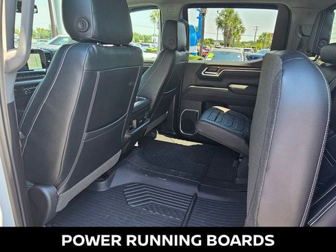 Used 2025 Chevrolet Silverado 1500 RST AWD/4WD image 19