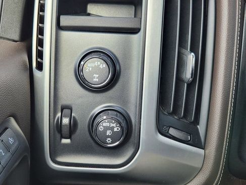 Used 2017 GMC Sierra 1500 SLT image 15