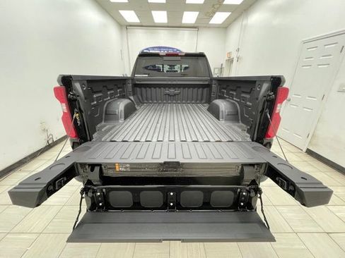 New 2026 Chevrolet Silverado 1500 RST image 13