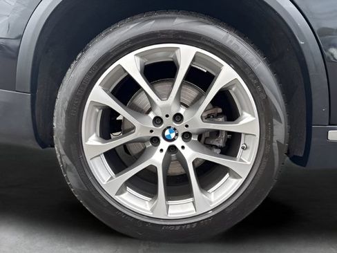 Used 2023 BMW X5 xDrive40i w/ Premium Package AWD/4WD image 37