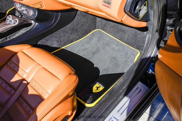 Used 2013 Ferrari California RWD image 63