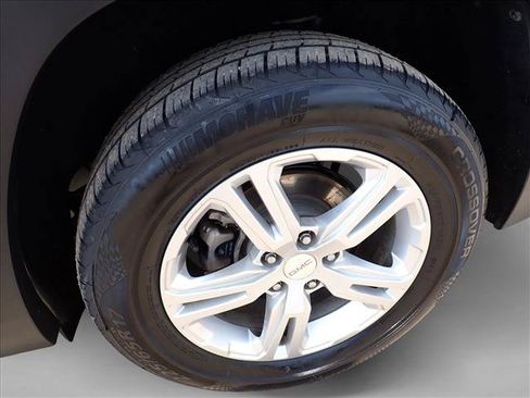 Used 2020 GMC Terrain SLE w/ Driver Convenience Package AWD/4WD image 7