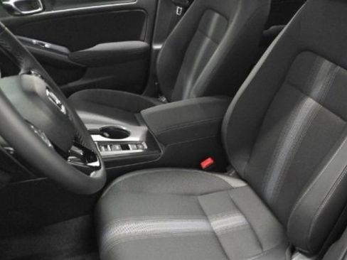 Used 2025 Honda Civic Sport image 8