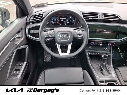 Used 2025 Audi Q3 2.0T Premium w/ Convenience Package AWD/4WD image 13