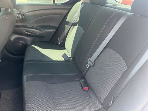 Used 2018 Nissan Versa SV FWD image 16