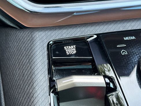 Used 2025 BMW X3 xDrive30i w/ Convenience Package image 29