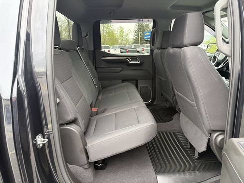 Used 2023 Chevrolet Silverado 1500 LT AWD/4WD image 28