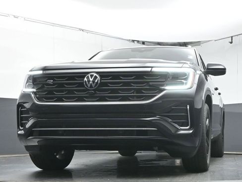 New 2026 Volkswagen Atlas Cross Sport SEL Premium R-Line AWD/4WD image 35