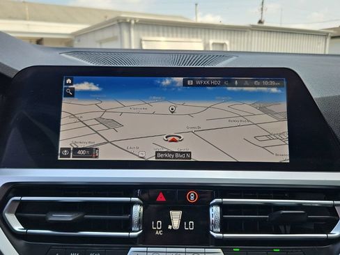 Used 2022 BMW 330i xDrive Sedan w/ Driving Assistance Package AWD/4WD image 16