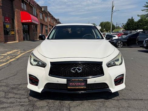 Used 2017 INFINITI Q50 Sport w/ Driver Assistance Package AWD/4WD image 2