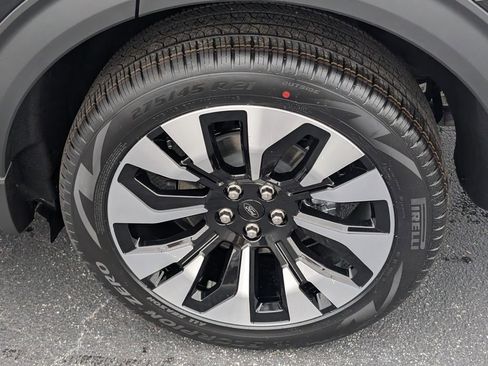 New 2026 Ford Explorer Platinum w/ LUX Leather Package AWD/4WD image 19