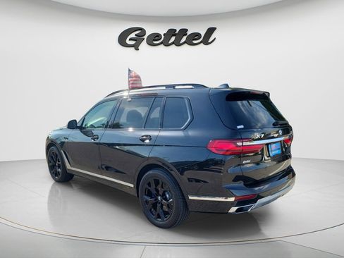 Used 2021 BMW X7 xDrive40i w/ Executive Package 2 AWD/4WD image 6