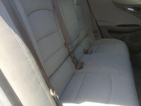 Used 2017 Chevrolet Malibu LS FWD image 31