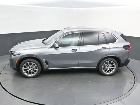New 2026 BMW X5 sDrive40i w/ Climate Comfort Package RWD image 35