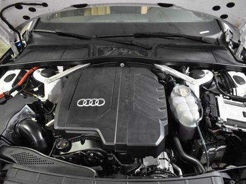Used 2023 Audi A4 2.0T Premium w/ Convenience Package AWD/4WD image 34
