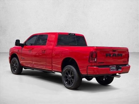 New 2026 RAM 2500 Laramie AWD/4WD image 8