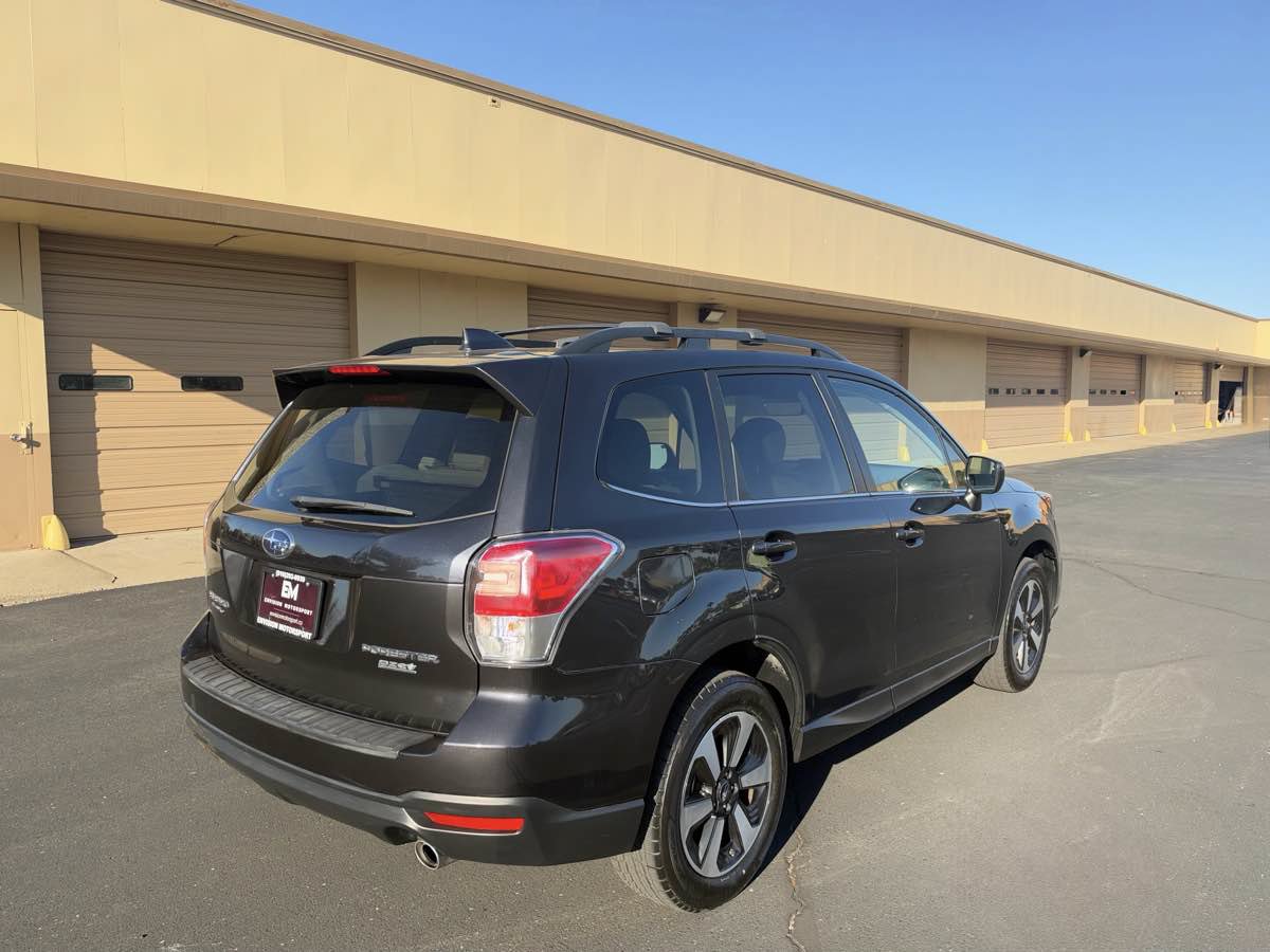 Used 2017 Subaru Forester 2.5i Limited w/ Popular Package #2 AWD/4WD image 7