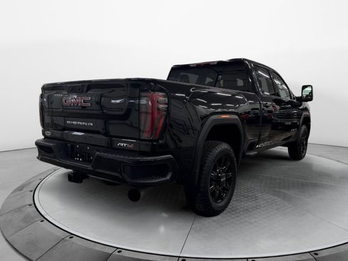 Used 2025 GMC Sierra 2500 AT4 AWD/4WD image 5