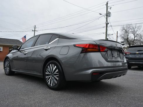 Used 2023 Nissan Altima 2.5 SV image 31