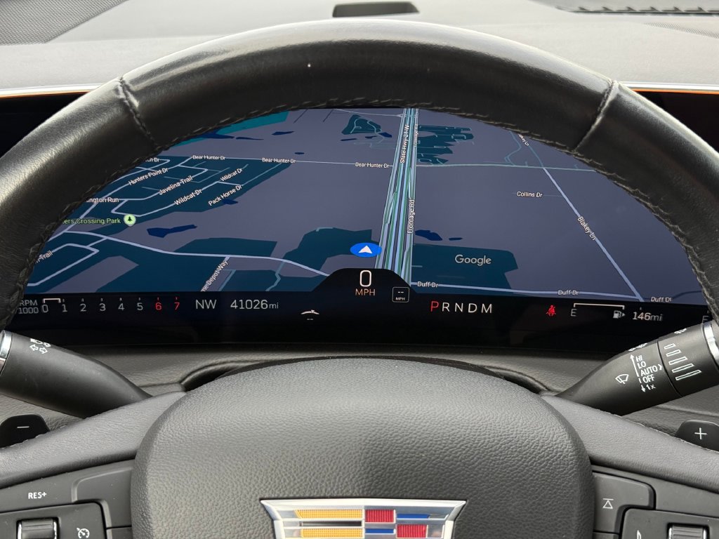 Used 2025 Cadillac XT4 Premium Luxury FWD image 13