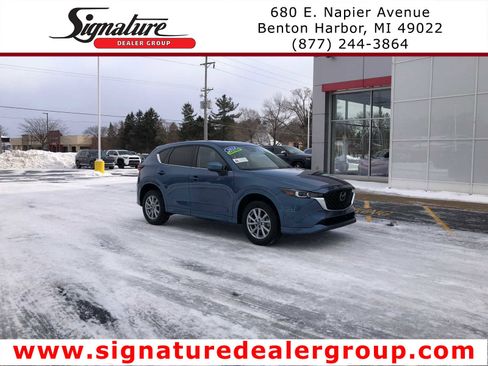 Used 2024 MAZDA CX-5 AWD 2.5 S w/ Preferred Package image 1