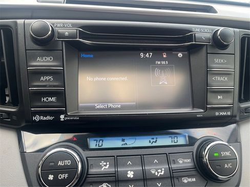 Used 2016 Toyota RAV4 XLE image 14