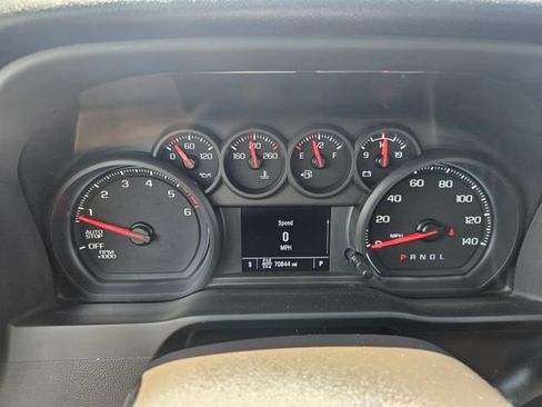 Used 2024 Chevrolet Silverado 1500 Custom Trail Boss AWD/4WD image 15