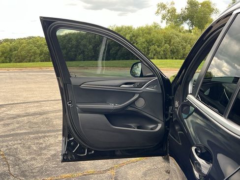 Used 2023 BMW X3 xDrive30i w/ Premium Package image 14