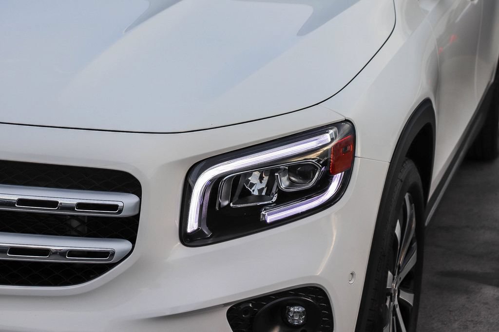 Used 2021 Mercedes-Benz GLB 250 image 5