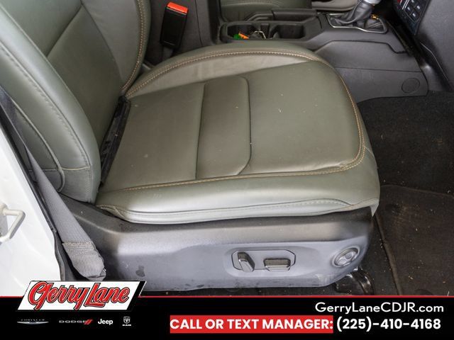 Used 2024 Jeep Gladiator Mojave AWD/4WD image 13
