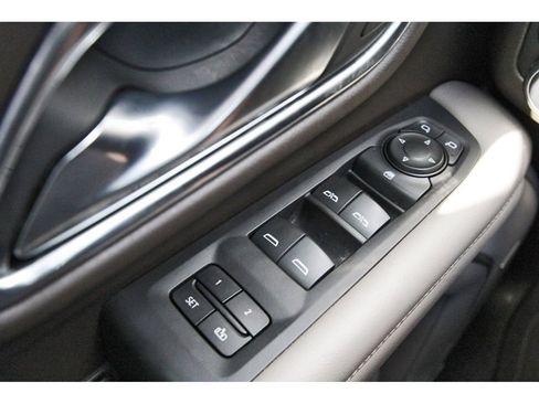 Used 2021 Chevrolet Tahoe Z71 image 20