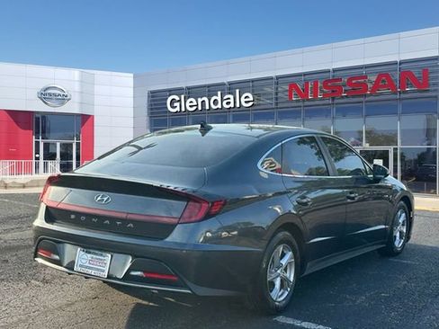 Used 2022 Hyundai Sonata SE FWD image 4