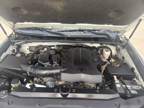 Used 2019 Toyota 4Runner Limited RWD image 31