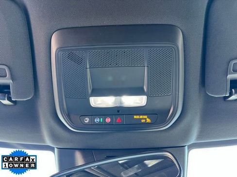 Used 2025 Chevrolet Equinox EV LT image 29