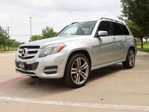 Used 2014 Mercedes-Benz GLK 350 2WD w/ Premium 1 Package image 3